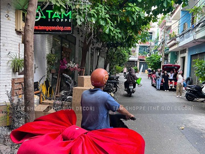 Nơ đỏ vải nhung xịn 4 cánh cỡ lớn [Đứng form - Nhiều cỡ] PK-NO-10